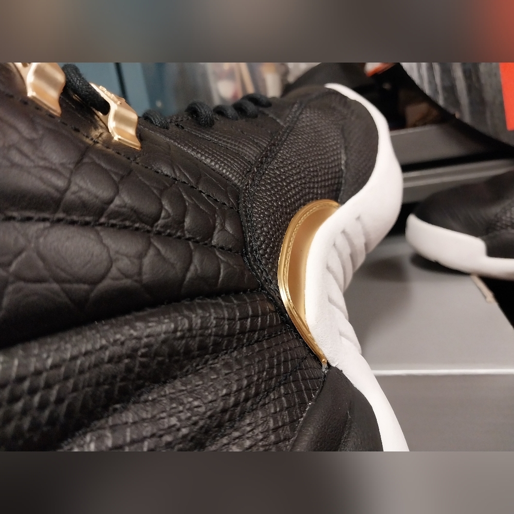 Retro Jordan 12 Reptile playoffs size 11 women's size 9 men's unisex - Picture 14 of 14